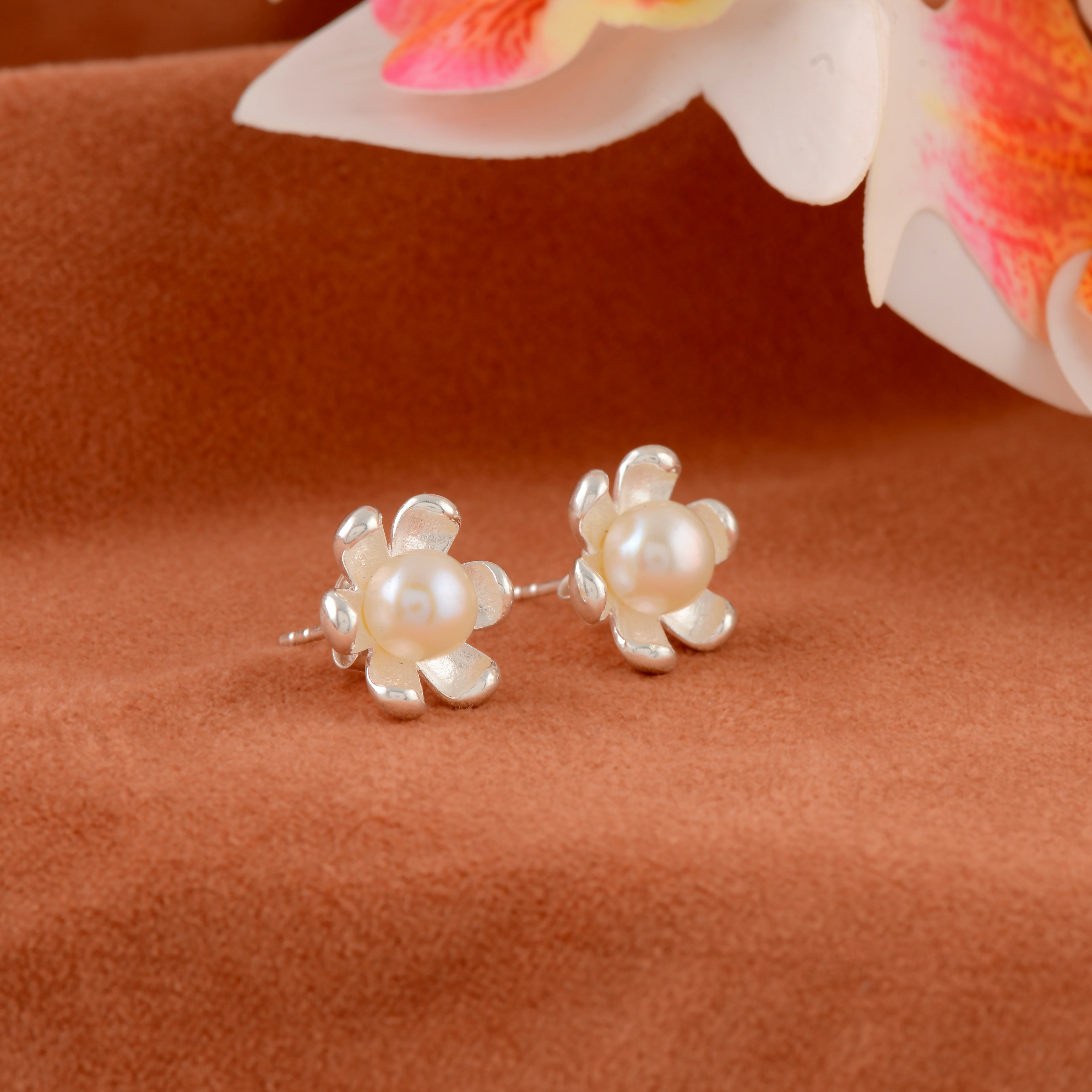 Stunning Silver Floral Pearls Studs Earrings
